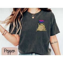 boho subtle bi pride shirt comfort colors frog pride cottage core subtle bisexual pride outfit toad bi tee discreet bise
