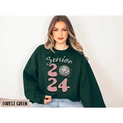 senior 2024 sweatshirt senior mom sweater high school graduation gift retro college grad crewneck groovy senior class of