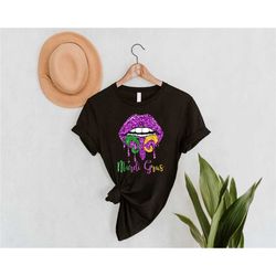 mardi gras lips shirt, glitter lips shirt, mardi gras shirt, fleur de lis, mardi gras outfit, mardi gras gift, womens sh