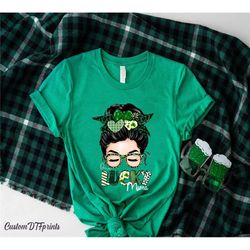 lucky mama shirt, st patrick day t-shirt, st patrick day gift,lucky shamrock shirt,moms st pattys day,messy bun lucky sh