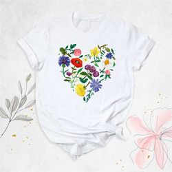 wildflower shirt, flower heart shirt, floral nature shirts, gardening mom shirt, wild flowers women shirt, garden lover