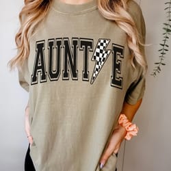 retro auntie shirt, aunt tshirt,pregnancy announcement shirt, new aunt gift, comfort colors, gift for aunt