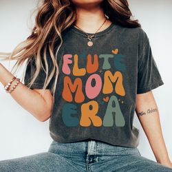 flute mom era t-shirt, cute flute tee for mom, retro flute shirt for women, gift for mom, shirt for her, flute mom tee