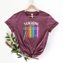 teacher gifts | preschool teacher | flair pen shirt