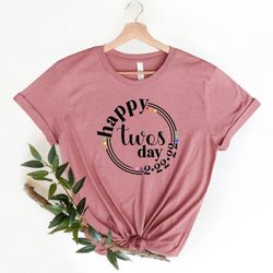 happy twosday shirt, tuesday february 22nd 2022, twosday shirt, 222 numbers, tuesday 2-22-22 shirt
