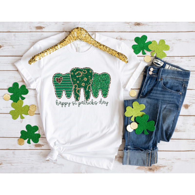 Dentist St Patricks Day Shirt,St. Patricks Day Shirt,Shamrock Lucky Lips,Four Leaf Clover,Shamrock Shirts,Patrick's Day,Irish Tshirt.jpg