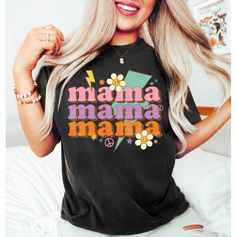 Retro Vintage Mama Shirt, Floral Mama Shirt, Mom Life Shirt, Girl Mama Shirt, Motherhood Shirt, Cute Mom Shirt,Mothers Day Gift,Mama T-shirt.jpg