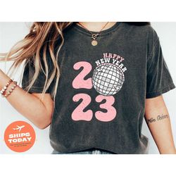 happy new year shirt, woman's new year eve shirt, woman's nye t-shirt, happy new year 2023, new years party tee