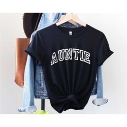 auntie shirt, aunt tshirt, pregnancy announcement, gift for aunt, pregnancy reveal to aunt,cool aunt shirt,distressed au