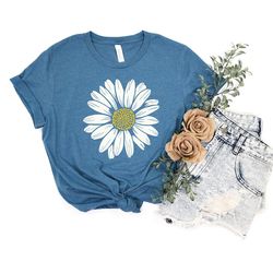 daisy shirt, wildflower shirt, flower shirt, spring shirt, spring break shirt, woman daisy shirt