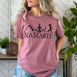 skeletons yoga shirt , halloween shirt , yoga lover shirt , meditation shirt , gift for yogi, skeleton shirt , meditatio