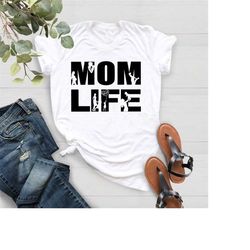 mom life shirt,new mom gift,motherhood shirt,mothers day,mama life tee,happy mom life shirt,cute mom tee,gift for wife,m