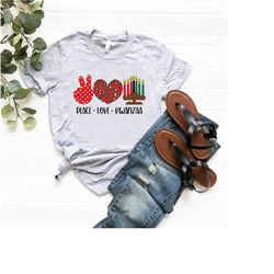 peace love kwanzaa shirt,christmas shirt,kwanzaa gift,kwanzaa celebration tee,kwanzaa candles shirt,women's kwanzaa shir