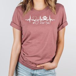 vet tech week gifts, veterinarian shirt, vet tech clothing, veterinary tshirt, stethoscope graphic tees, paw print outfi