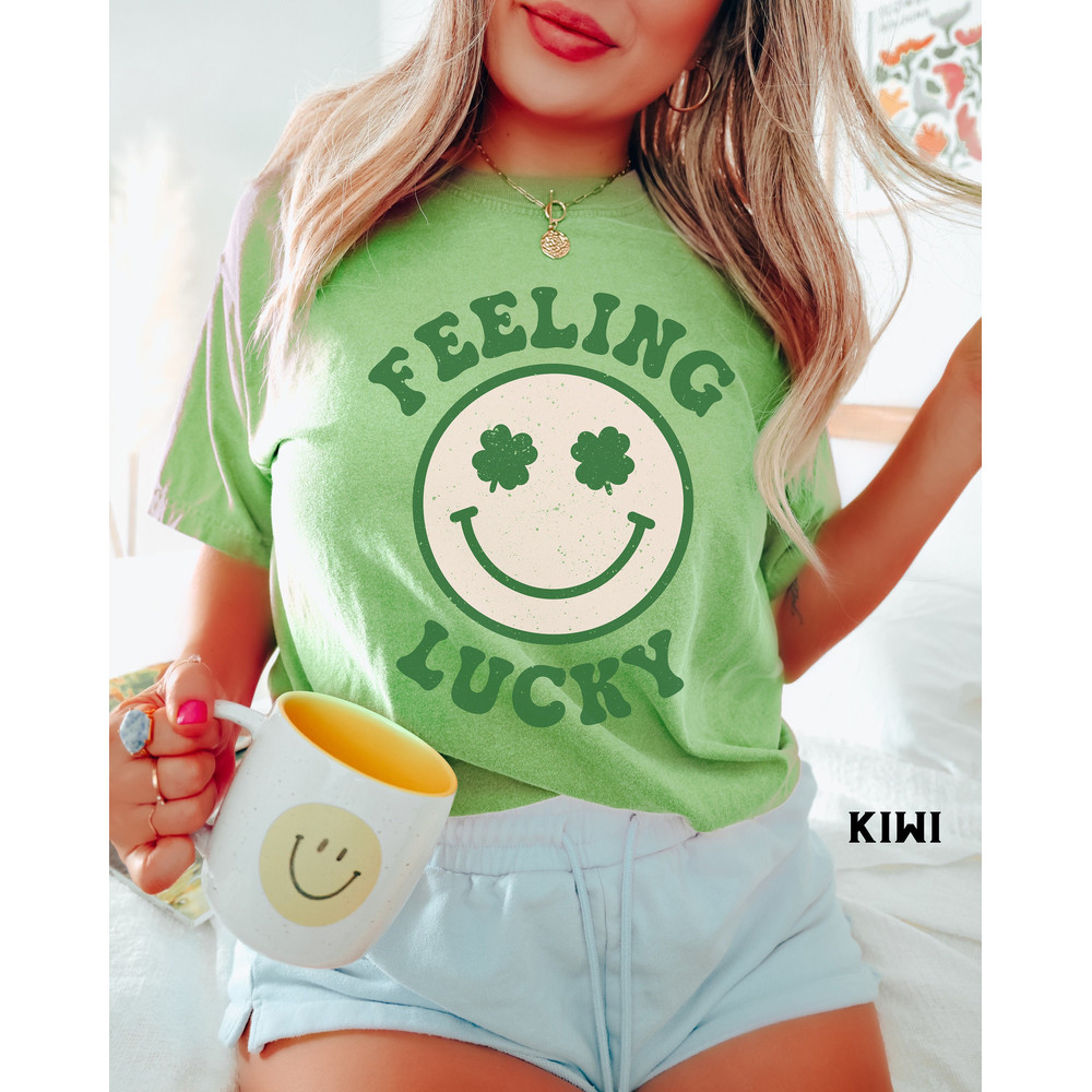 St Patricks Day Shirt, Comfort ColorsĀ®, Feeling Lucky TShirt, Retro Lucky Clover Tee, Spring Shirts for Women 1.jpg