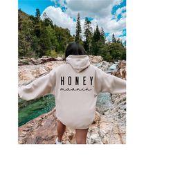 honeymooning sweatshirt, honeymoon shirt, newly wed shirt, just married tshirt, wifey hoodie, newly engaged gifts, brida