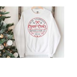 christmas candy sweatshirt, vintage christmas sweatshirt, kringle candy co. sweatshirt, candy cane sweatshirt, christmas
