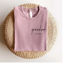 personalized grandma shirt, mothers day shirt, nana shirt, gift for grandmother, mothers day gift, mom gift, cute mom sh