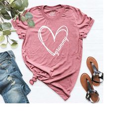 grammy shirt, grandma gift t-shirt, gift for mother's day, grandmother shirt, new mom shirt, mothers day shirt, nana shi