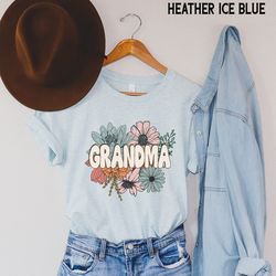 grandma shirt, floral grandma tshirt, flower graphic tee, grandma gift, granny tee, pregnancy announcement shirt, mother