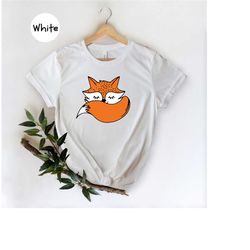 sleeping fox t-shirt, cute fox tee, animal lover shirt, fox lover gift, animal lover gift, cool fox shirt