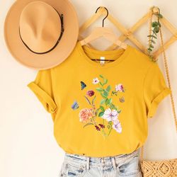 vintage style wildflowers graphic tee shirt for women, wild flower bouquet, hiking outdoor camping botanical tee, waterc