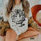 TIGER Face Graphic Shirt Tiger Shirt Vintage Tiger Shirt Animal Print Trendy Tiger Tee Womens Graphic Tee Animal Lover Gift.jpg