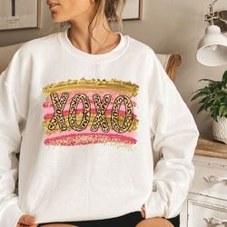 xoxo sweatshirt love sweatshirt valentines day sweatshirt women valentines day sweatshirt cute valentines day sweats
