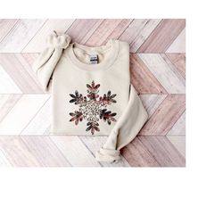 western snowflake sweatshirt, howdy santa sweater, country christmas hoodie, christmas gift shirt, christmas mom t-shirt