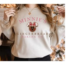 minnie gingerbread sweatshirt, disney gingerbread t-shirt, disney christmas tee, minnie baking co, minnie mouse christma