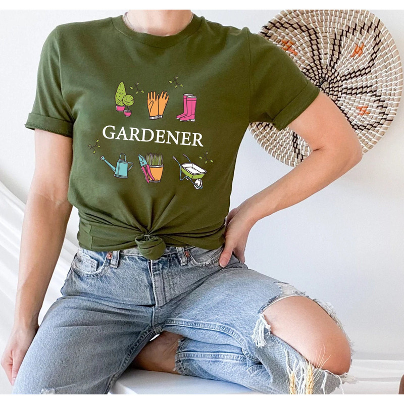 Gardener Shirt, Plant Lover Shirt, Farmer T Shirt, Hoeing Ain't Easy Shirt, Gift For Gardeners, Botanical Shirt, Gardening Shirt, Plant Tee.jpg