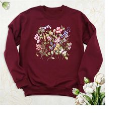 wildflowers sweatshirt, vintage floral hoodie, aesthetic botanical sweater, dragonfly sweatshirt, nature lover hoodie, c
