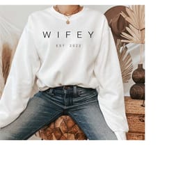wifey sweatshirt, hubby sweatshirt, gift for fiance, wedding gift, wedding sweat, husband and wife gift, matching couple