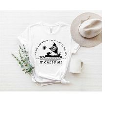 see the line where the sky meets the sea it calls me, moana manta ray tribal shirt, disney family cruise, disney moana s