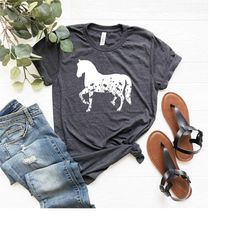 floral horse shirt, horse shirt, shirt with horse, farm shirt, farm live shirt, horse gifts, horse lover, floral animal