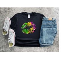 mardi grass shirt, mardi grass parade outfit, mardi grass leopard lips, mardi grass gifts