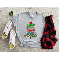 teacher christmas shirt, teacher christmas tree shirt, christmas teacher gift, christmas teacher t-shirt