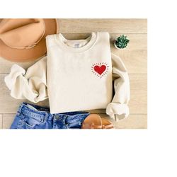 valentines day sweatshirt, minimalist valentine shirt, valentines day gift, girlfriend sweater, heart crewneck, trendy v