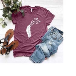 feather birds shirt, graphic tee, women bird t-shirt, bird t-shirt, freedom shirt, gift for nature lover, gift for bird