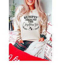 christmas pregnancy sweatshirt, christmas pregnancy reveal shirt, christmas maternity shirt, couples pregnancy reveal sh