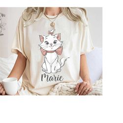 cute marie classic painting shirt, marie t-shirt, the aristocats tee, disney cats, animal kingdom, disneyworld shirt, di