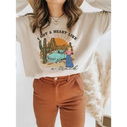 i got a heart like a truck sweatshirt,heart like a truck sweatshirt,western sweatshirt,heart like a truck t shirt,retro