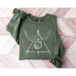 hp wizard sweatshirt, wizard house family sweatshirt, universal sweatshirt, wizarding world sweatshirt, hp inspired swea