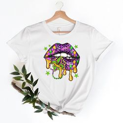 mardi gras lips shirt, woman mardi gras shirt, crawfish season shirt, new orleans shirt, mardi gras festival shirt