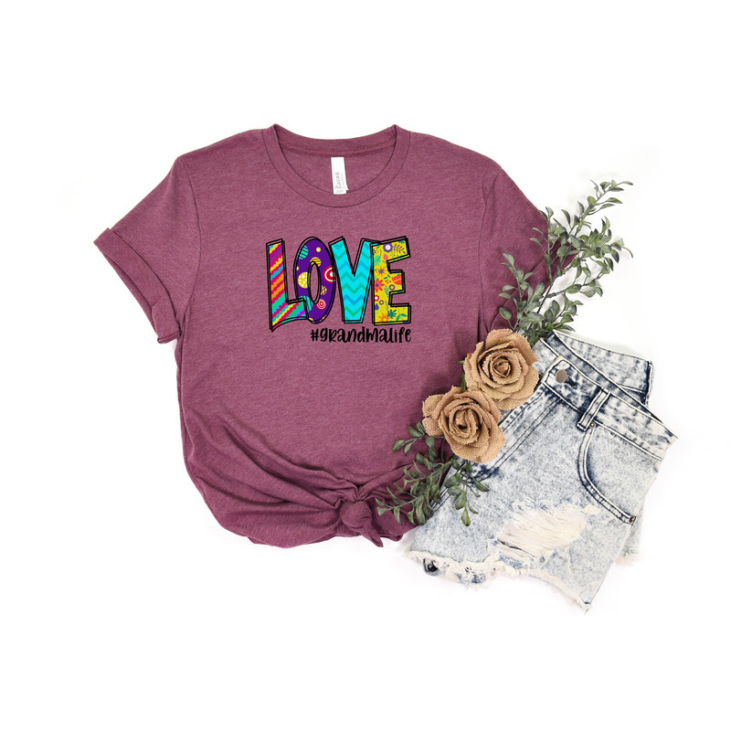 Love Grandma Life Unisex T-shirt, Grandma Tee, Grandma Lover, Shirt For Grandma, Grandma Gift, Grandma Life Tee.jpg