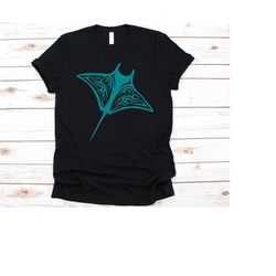 hawaii tribal manta ray shirt, manta ray design, gift for manta ray lover, large rays, mantas, m. birostris, m. alfredi,