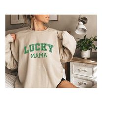lucky mama sweatshirt, st patrick's day sweatshirt, mommy st patricks day shirt, mommy outfit, mama shirt, matching momm