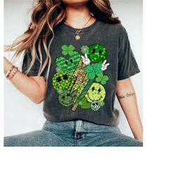 st patrick day's shirt, st patty's smile shirt, green day shirt, st patricks day love smile clover hearts shirt, shamroc