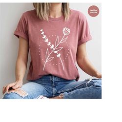 minimalist shirts, floral design tshirt, aesthetic tshirts, botanical gifts, inspirational women, minimal flower tshirt,