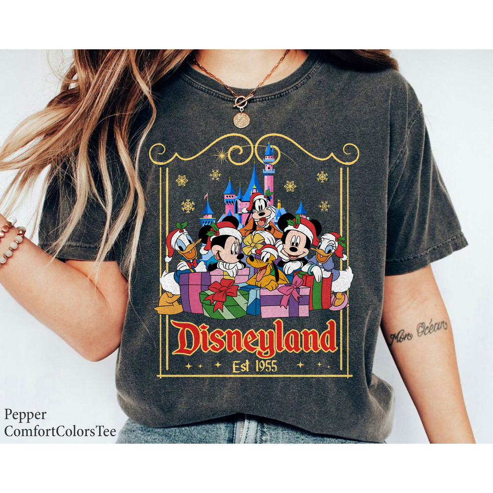 Vintage Mickey And Friend Christmas Wreath Retro Xmas Disneyland Est 1955 Shirt Family Matching Walt Disney World Shirt Gift Ideas Men Women.jpg